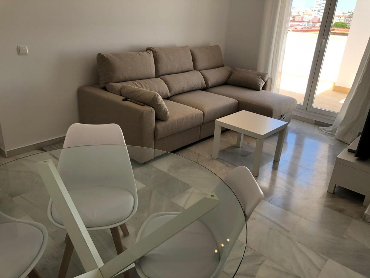 Atico 1 Dormitorio Con Terraza En Calle Vicente Aleixandre カディス エクステリア 写真